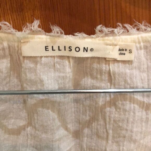 Super Pretty Small Ellison s/sb shirt-ivory - Picture 2 of 5
